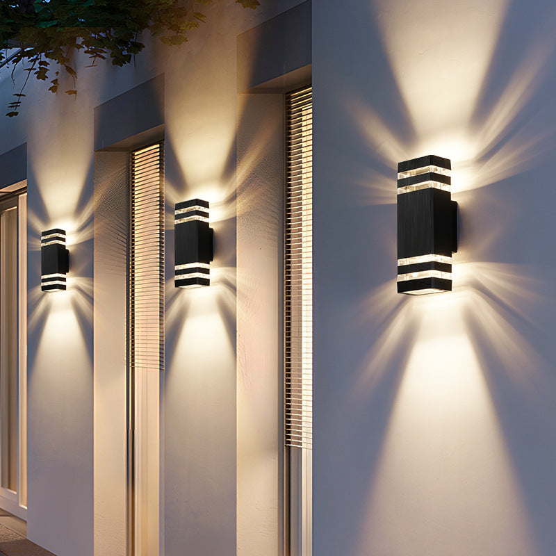 Scandinavian 2-Way Outdoor Wall Light – Modern Minimalist Design