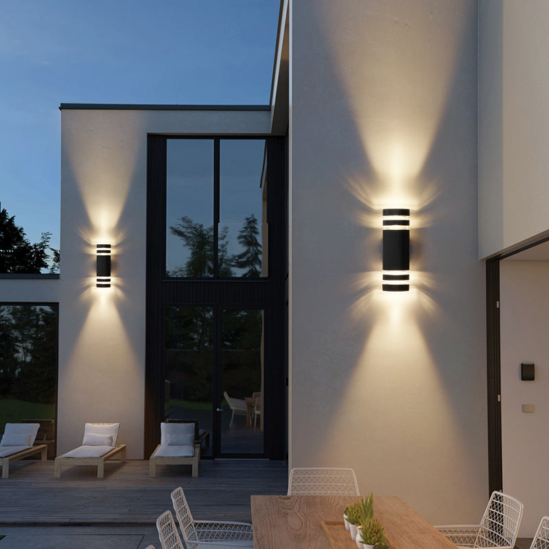 Scandinavian 2-Way Outdoor Wall Light – Modern Minimalist Design