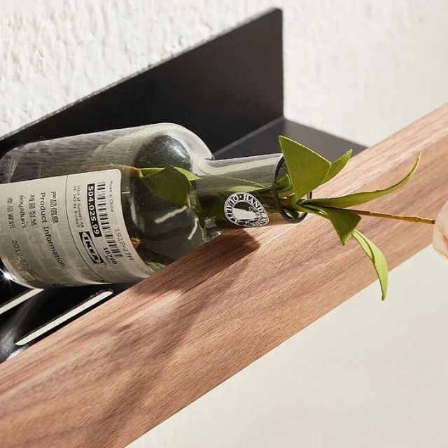 AeroWood - Wall Shelf for the Bathroom made of Natural Wood