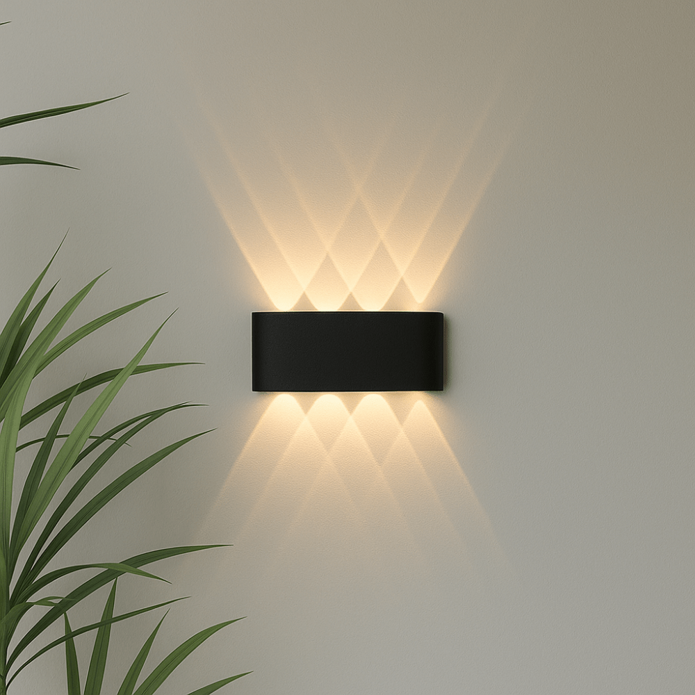 Elina – Modern LED Wall Light for Indoor & Outdoor Use in Black & White