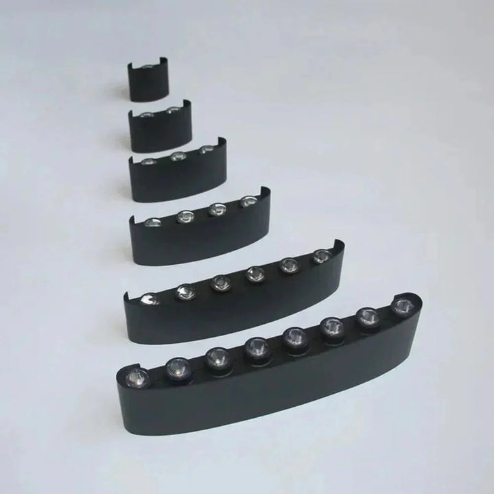 Elina – Modern LED Wall Light for Indoor & Outdoor Use in Black & White