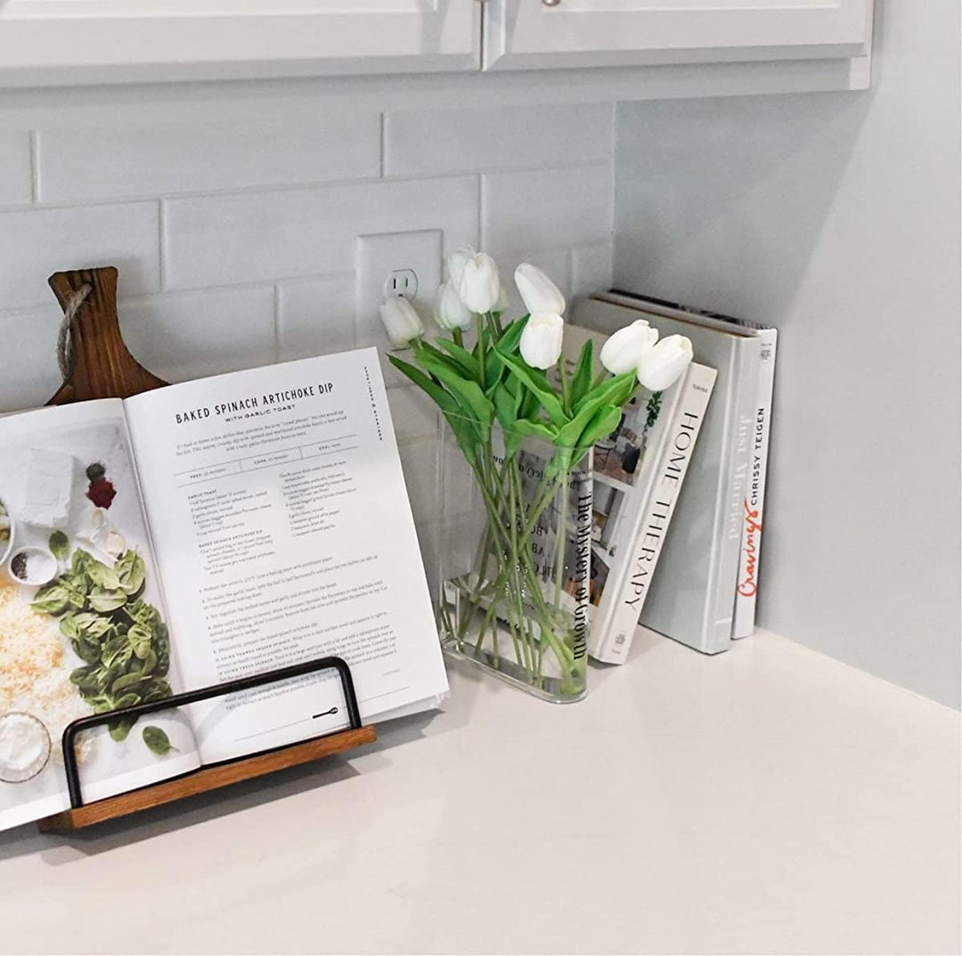 Lina – Transparent Book Vase Made of Acrylic for Modern Flower Arrangements