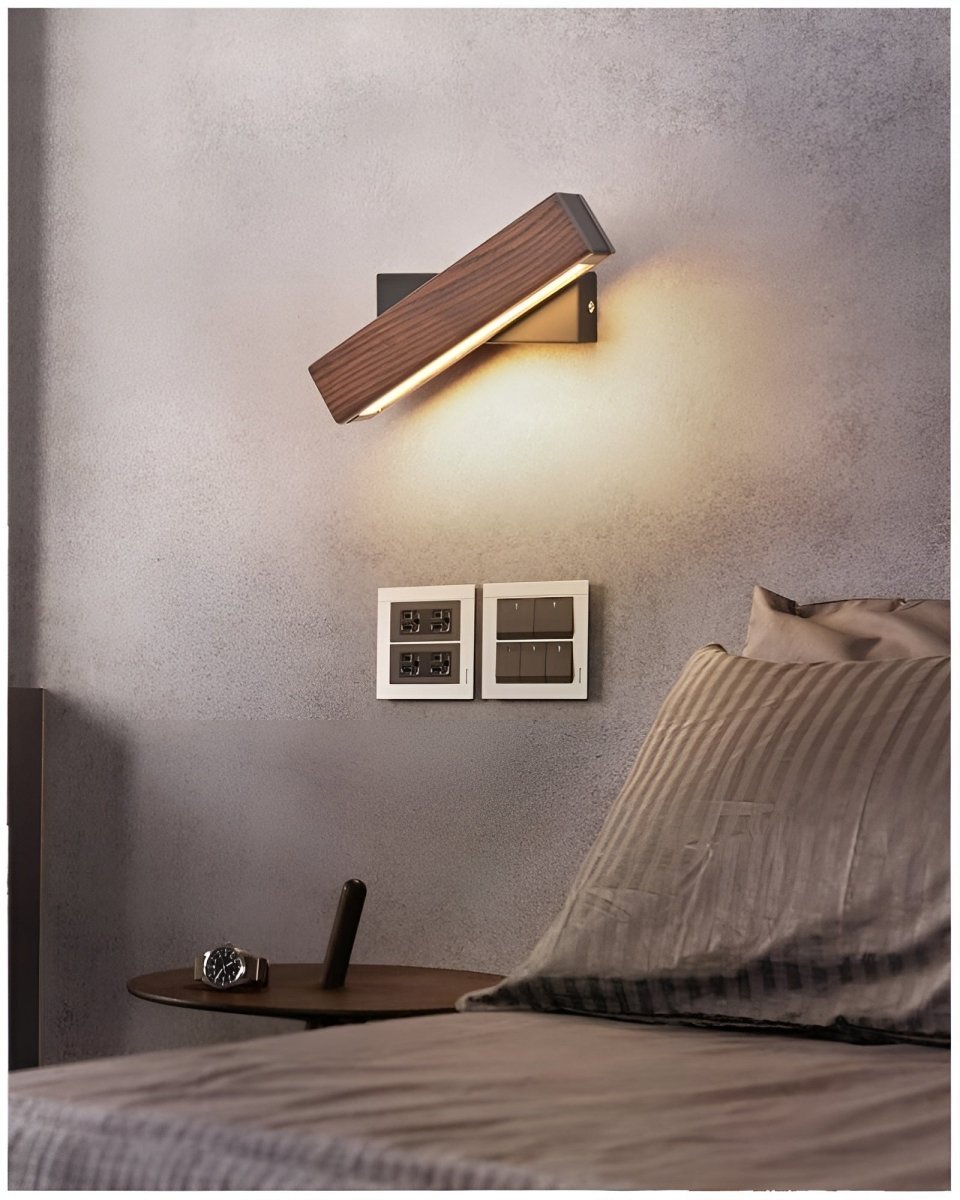 Virelle Maison - Wall Lamp Made of Natural Wood with LED, Adjustable