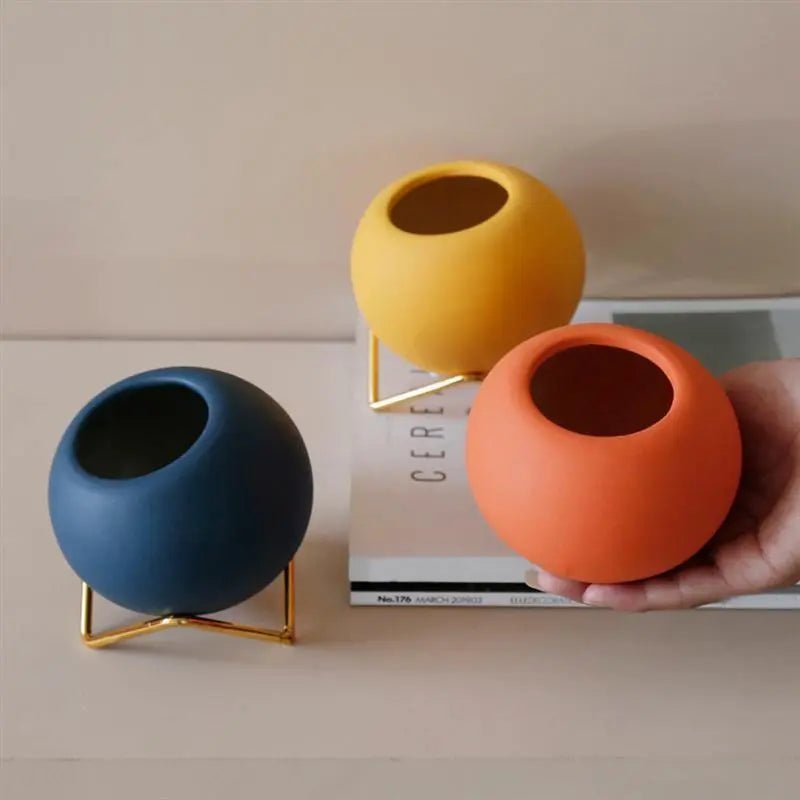 VividNest – Modern Plant Pot Ceramic with Stand